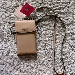 NWT ♠️ Kate Spade “Sylvia” Phone Holder
